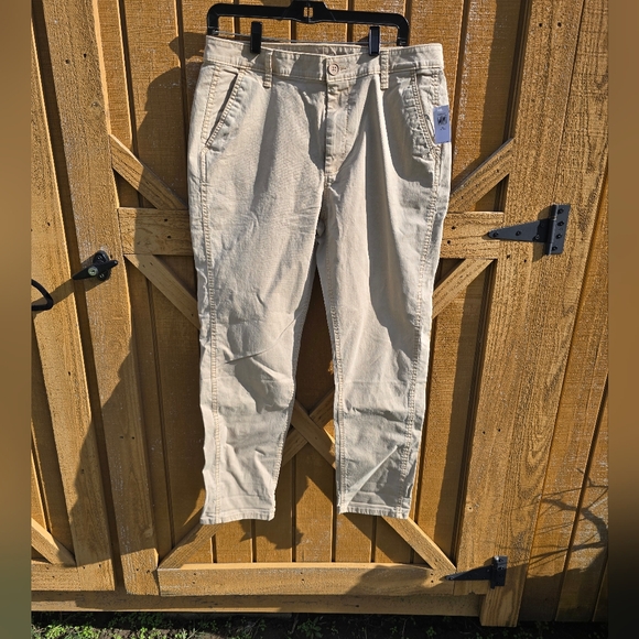 Old Navy Pants - Beige Casual Pants